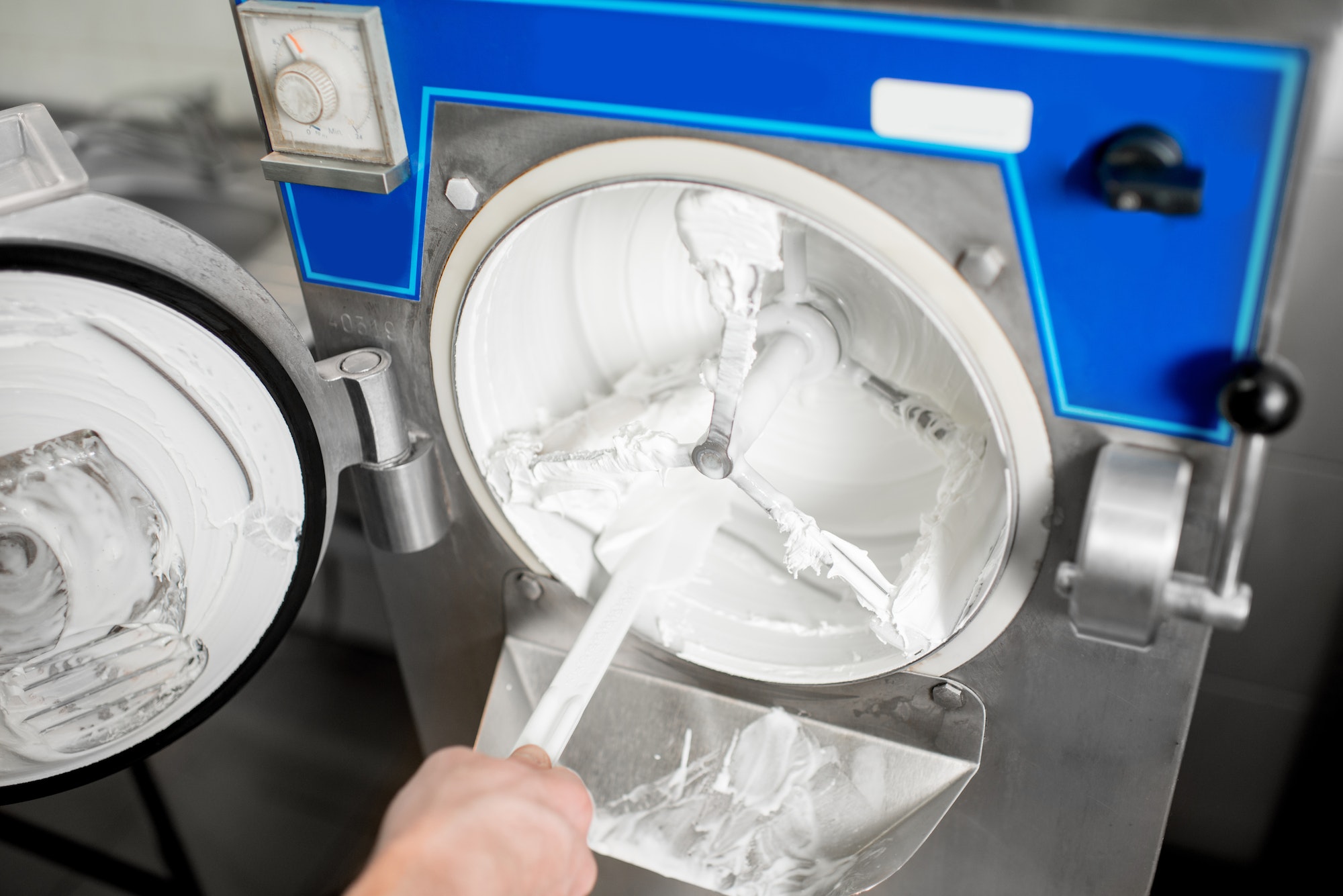 Cleaning ice cream maker machine