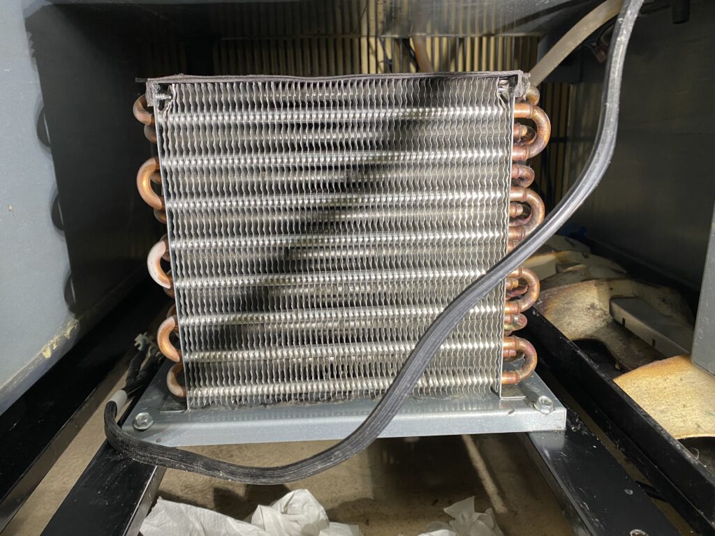 Clean condenser coils